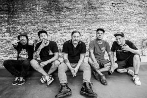 2 MINUTOS EN LA PLATA